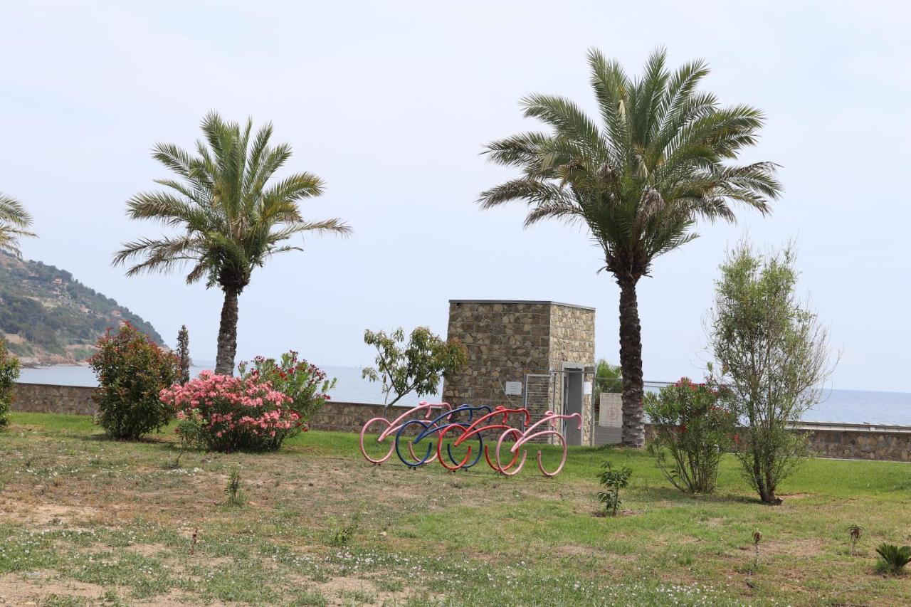 Kadevi Sanremo -Garage Privato, Biciclette- Appartement Buitenkant foto